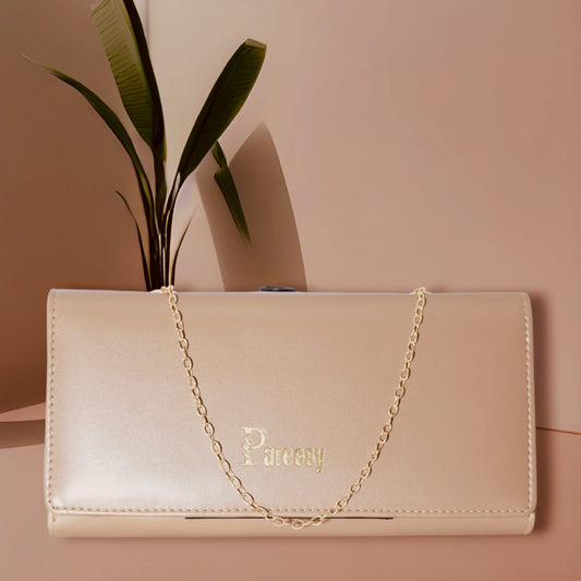 Chic Crossbody Clutch - Stylish and Versatile On-the-Go Bag