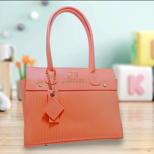 Ladies Shoulder Bag – Stylish & Spacious for University!