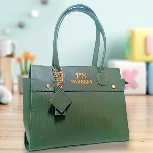 Ladies Shoulder Bag – Stylish & Spacious for University!